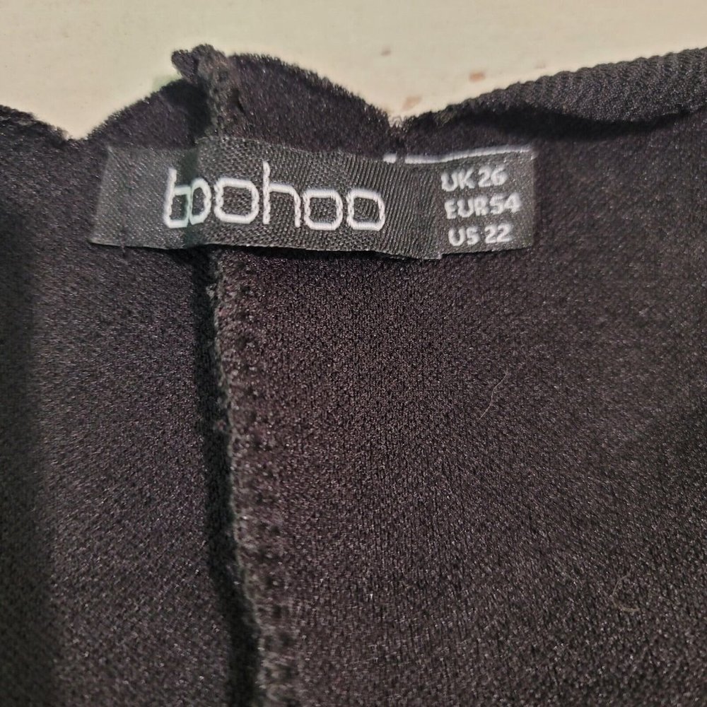 Boohoo Womens Size 22 Scallop Edge V Neck Black Shift Short Dress Tunic Stretch - Picture 8 of 11
